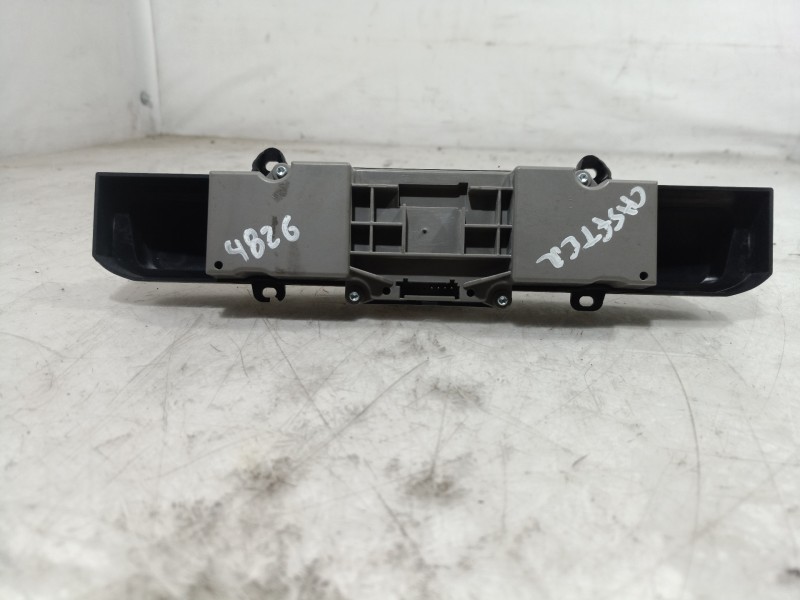 Recambio de warning para volkswagen crafter caja cerrada 2.0 tdi referencia OEM IAM   