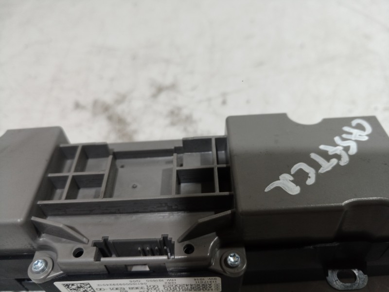 Recambio de warning para volkswagen crafter caja cerrada 2.0 tdi referencia OEM IAM   