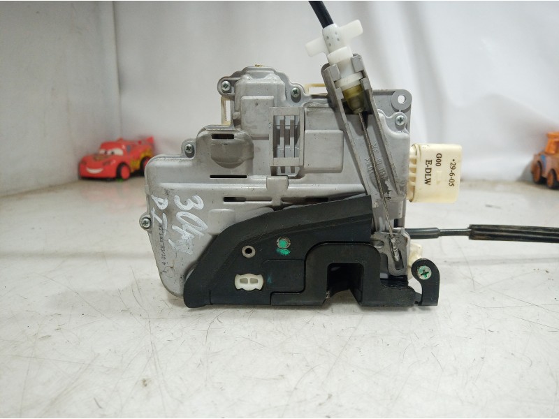 Recambio de cerradura puerta delantera izquierda para volkswagen passat berlina (3c2) edition referencia OEM IAM 3C1837015A 3C18