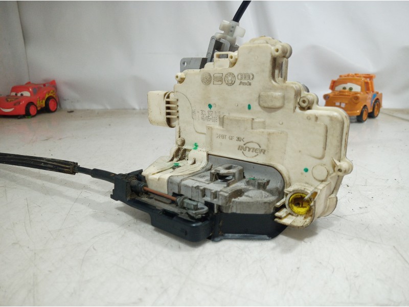 Recambio de cerradura puerta delantera izquierda para volkswagen passat berlina (3c2) edition referencia OEM IAM 3C1837015A 3C18