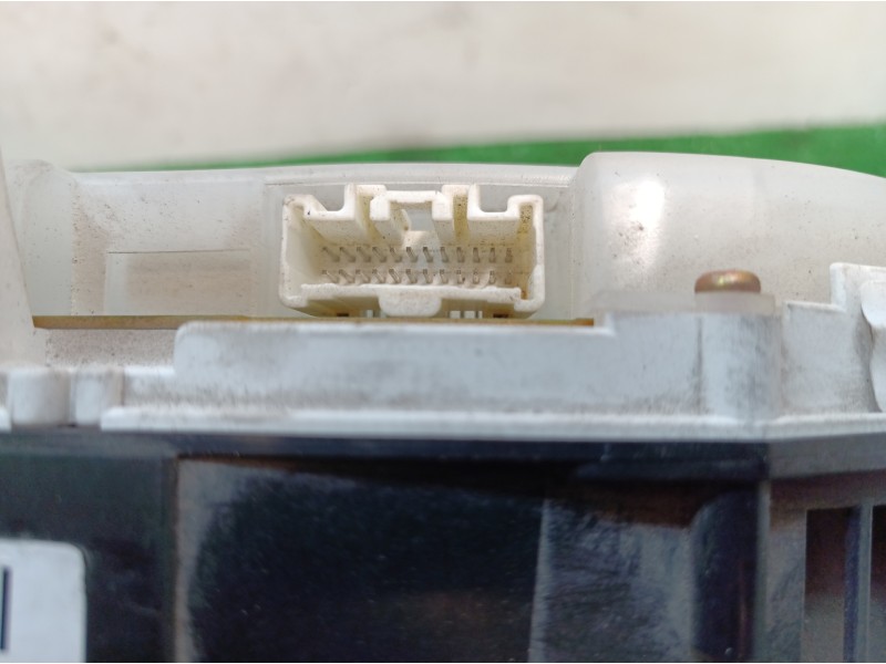 Recambio de cuadro instrumentos para mazda 3 berlina (bk) 1.6 16v cat referencia OEM IAM 4KBP4KB 4KBP4KB 4KBP4