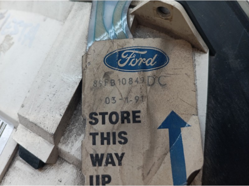 Recambio de cuadro instrumentos para ford fiesta berl./courier 1.1 cat referencia OEM IAM 89FB10841BC 89FB10841BC 89FB10848BB