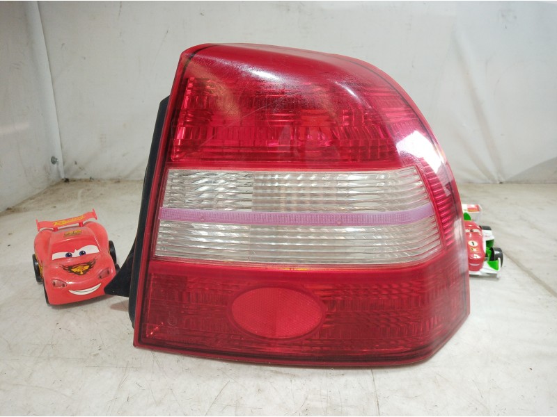 Recambio de piloto trasero derecho para kia shuma 1.5 cat referencia OEM IAM OK2B151140 OK2B151140 OK2B151140