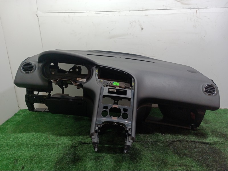 Recambio de salpicadero para peugeot 5008 1.6 hdi fap cat (9hz / dv6ted4) referencia OEM IAM 9684672580 9684672580 9684672580