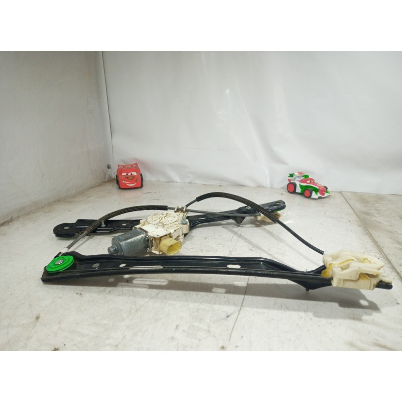 Recambio de elevalunas delantero izquierdo para bmw serie 1 berlina (e81/e87) 116i referencia OEM IAM 6927027 6927027 6927027