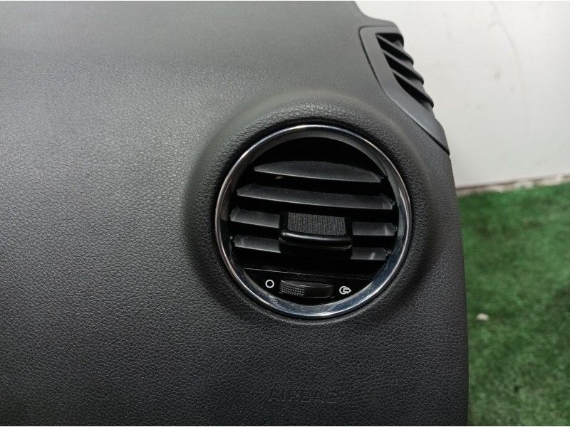 Recambio de salpicadero para peugeot 5008 1.6 hdi fap cat (9hz / dv6ted4) referencia OEM IAM 9684672580 9684672580 9684672580