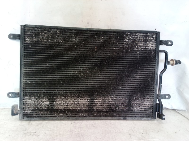 Recambio de condensador / radiador aire acondicionado para audi a4 berlina (8e) 2.5 tdi quattro sport edition (132kw) referencia