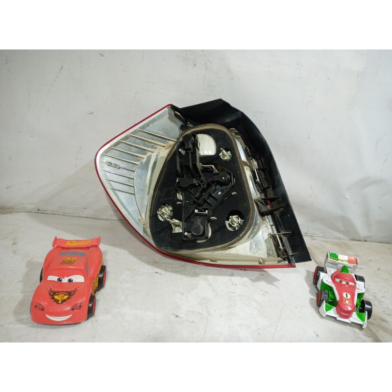 Recambio de piloto trasero derecho para bmw serie 1 berlina (e81/e87) 116i referencia OEM IAM 63210397035 63210397035 6321039703