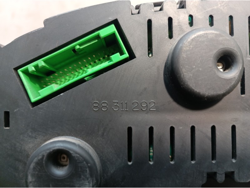 Recambio de cuadro instrumentos para seat ibiza (6k1) 1.4 referencia OEM IAM W06K0920801C W06K0920801C 88311292