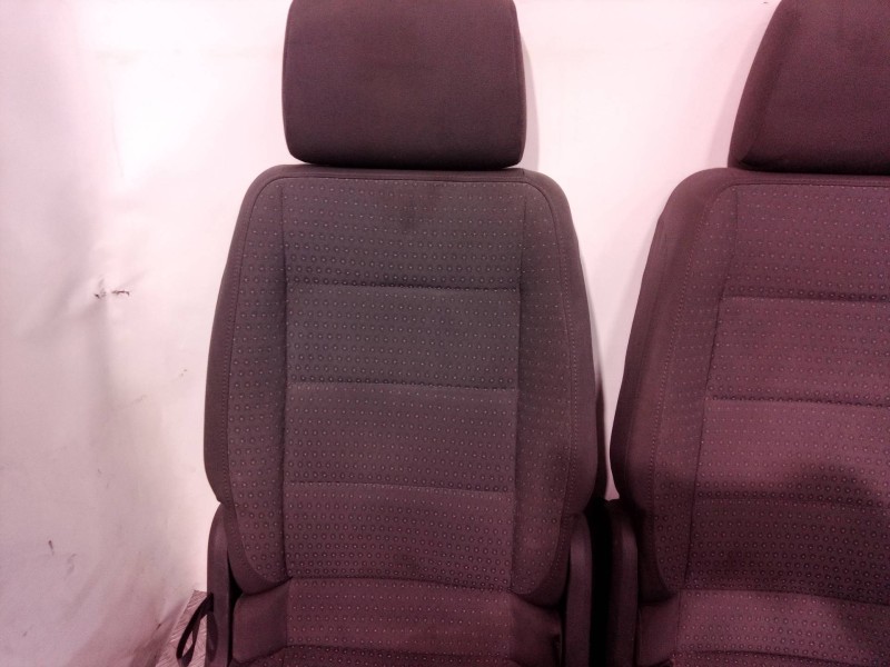 Recambio de juego asientos completo para volkswagen touran (1t3) referencia OEM IAM   
