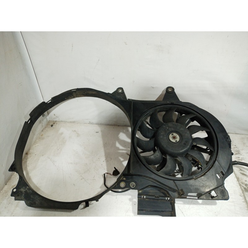 Recambio de electroventilador para audi a4 berlina (8e) 2.5 tdi quattro sport edition (132kw) referencia OEM IAM 1039867007 1039