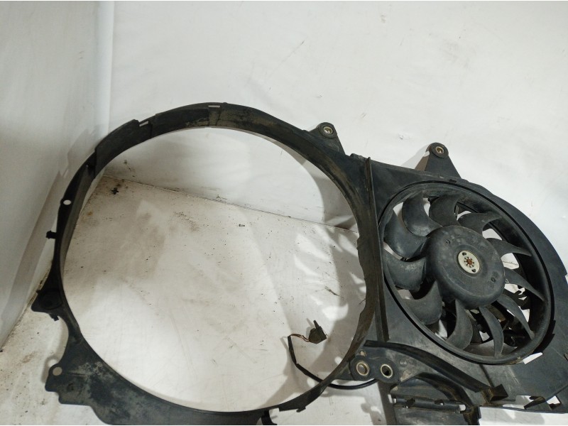 Recambio de electroventilador para audi a4 berlina (8e) 2.5 tdi quattro sport edition (132kw) referencia OEM IAM 1039867007 1039