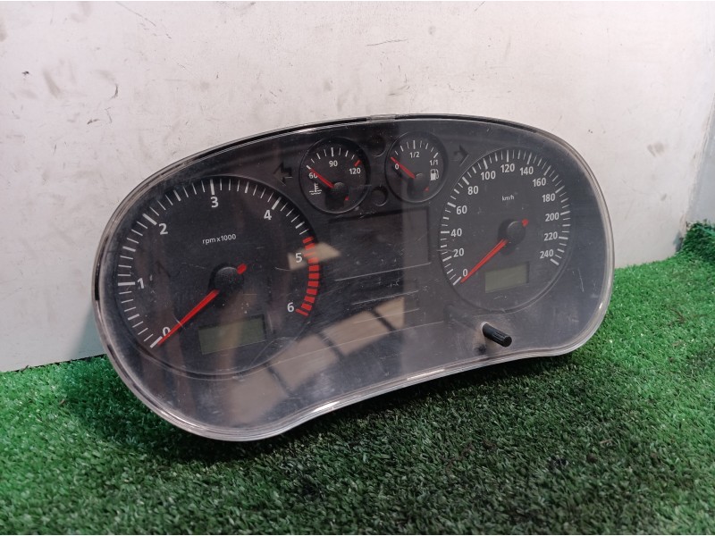 Recambio de cuadro instrumentos para seat leon (1m1) 1.9 tdi referencia OEM IAM W01M0920822D W01M0920822D 88311292