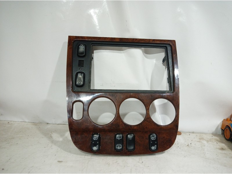 Recambio de moldura para mercedes-benz clase m (w163) 320 (163.154) referencia OEM IAM A1636801736 A1636801736 A1636801736