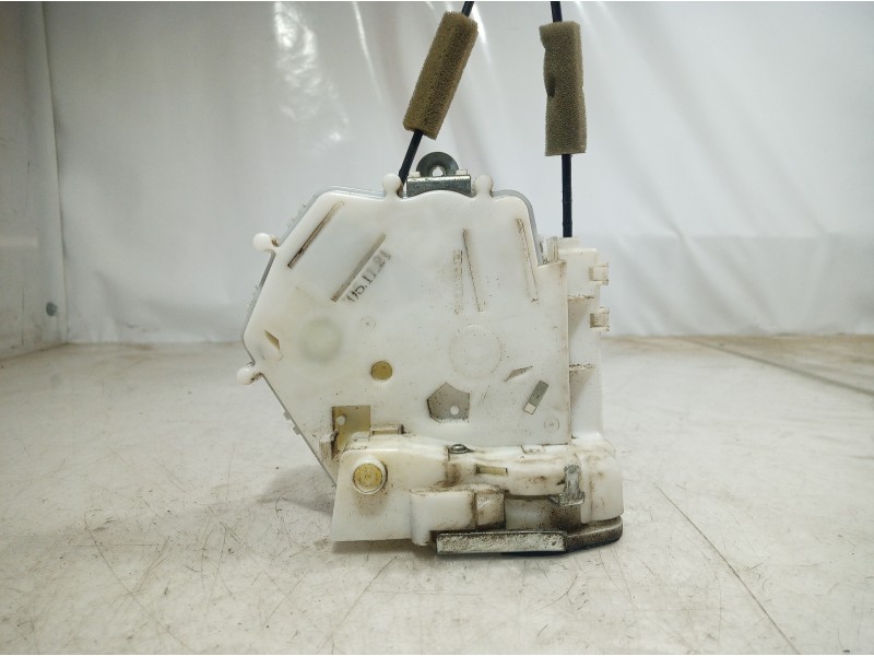 Recambio de cerradura puerta trasera izquierda para honda fr-v (be) 1.7 referencia OEM IAM   