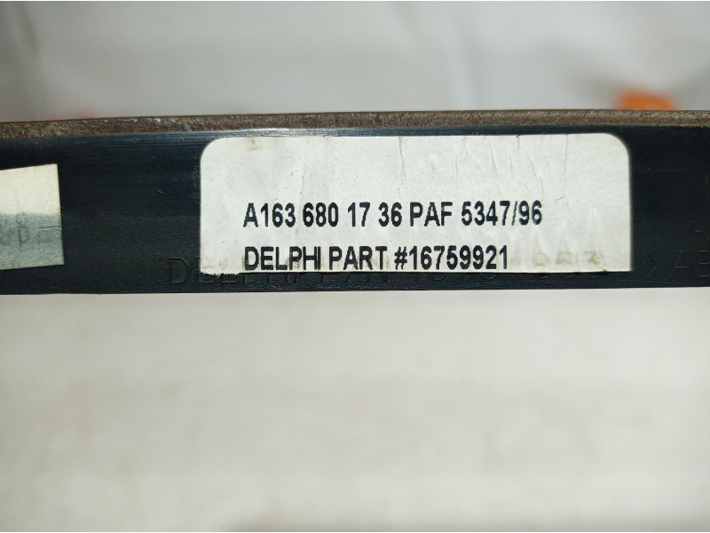 Recambio de moldura para mercedes-benz clase m (w163) 320 (163.154) referencia OEM IAM A1636801736 A1636801736 A1636801736