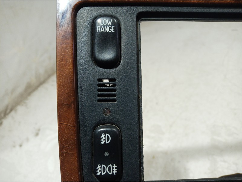 Recambio de moldura para mercedes-benz clase m (w163) 320 (163.154) referencia OEM IAM A1636801736 A1636801736 A1636801736