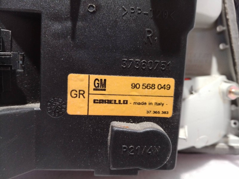 Recambio de piloto trasero derecho para opel vectra b berlina básico referencia OEM IAM 90568049 90568049 37360748