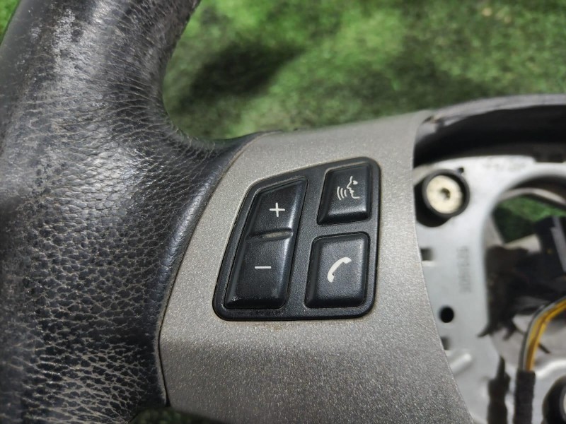 Recambio de volante para bmw serie 1 berlina (e81/e87) 116i referencia OEM IAM 676307907 676307907 695656001