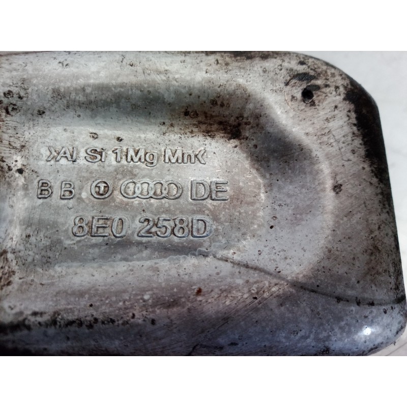 Recambio de mangueta delantera izquierda para audi a4 berlina (8e) 2.5 tdi quattro sport edition (132kw) referencia OEM IAM 8E02