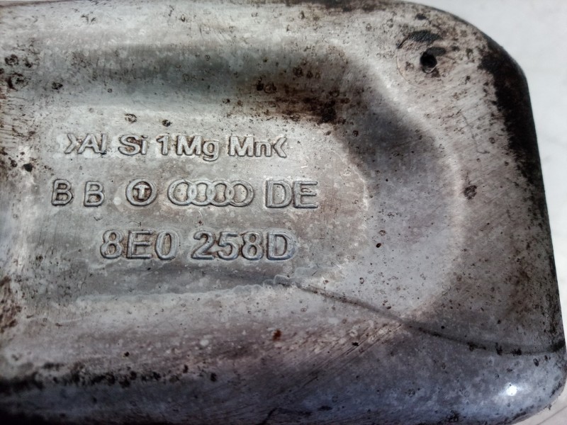 Recambio de mangueta delantera izquierda para audi a4 berlina (8e) 2.5 tdi quattro sport edition (132kw) referencia OEM IAM 8E02