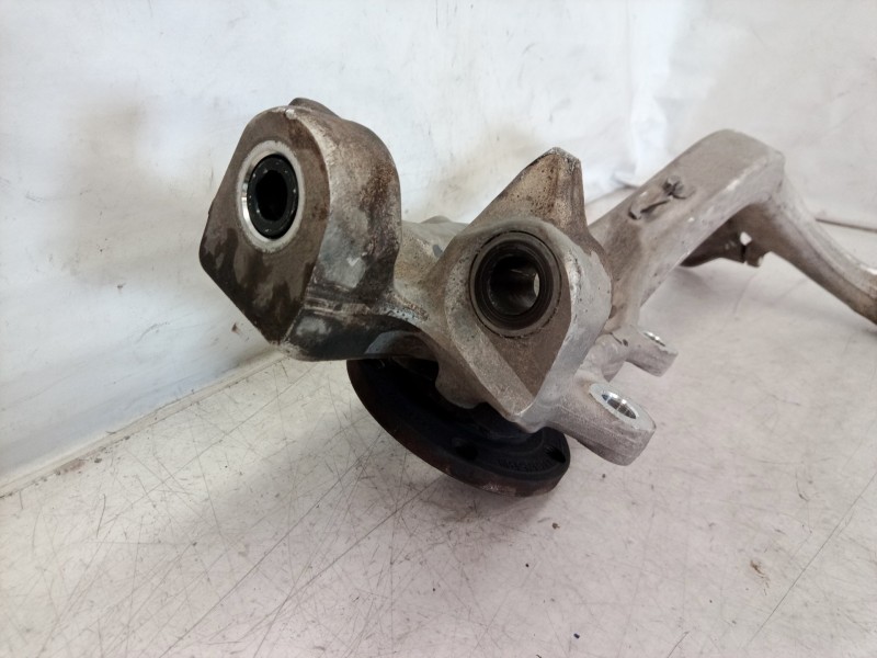 Recambio de mangueta delantera izquierda para audi a4 berlina (8e) 2.5 tdi quattro sport edition (132kw) referencia OEM IAM 8E02