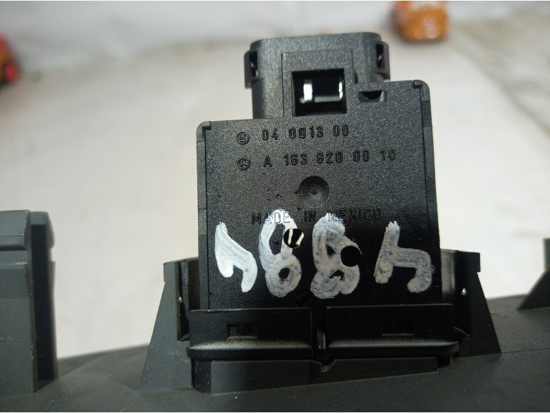 Recambio de mando luces para mercedes-benz clase m (w163) 320 (163.154) referencia OEM IAM A1638200010 A1638200010 A1638200010