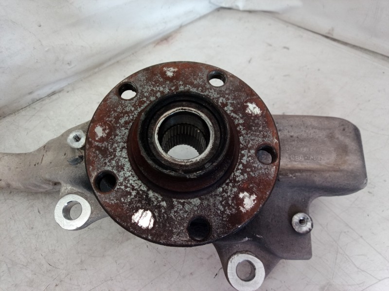 Recambio de mangueta delantera izquierda para audi a4 berlina (8e) 2.5 tdi quattro sport edition (132kw) referencia OEM IAM 8E02