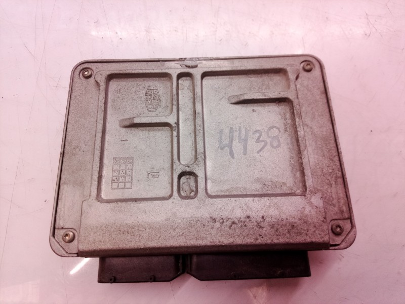 Recambio de centralita motor uce para seat ibiza (6l1) cool referencia OEM IAM 036906034JG 036906034 6160125101