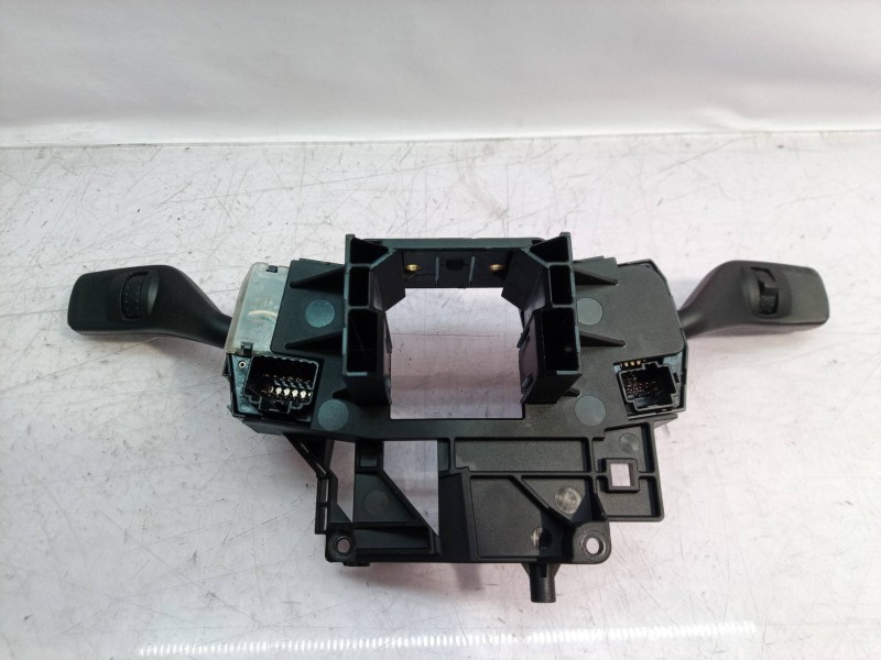 Recambio de mando multifuncion para ford focus berlina (cap) ambiente (d) referencia OEM IAM   
