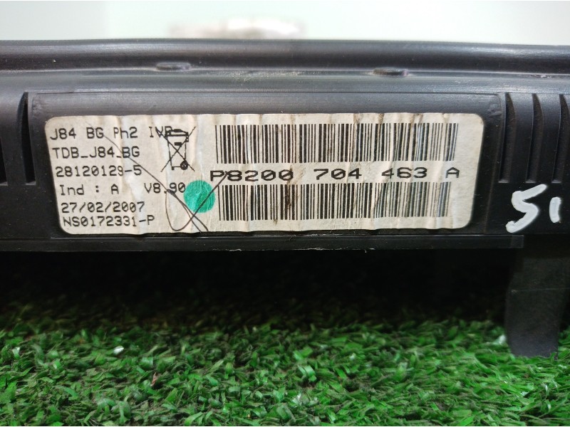 Recambio de cuadro instrumentos para renault scenic ii confort dynamique referencia OEM IAM 216693999 216693999 P8200704463A