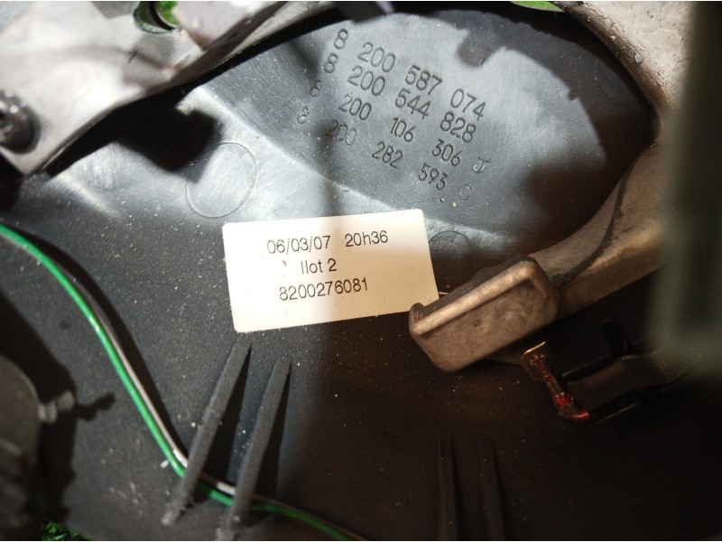 Recambio de volante para renault scenic ii confort dynamique referencia OEM IAM 8200276081 8200276081 8200587074