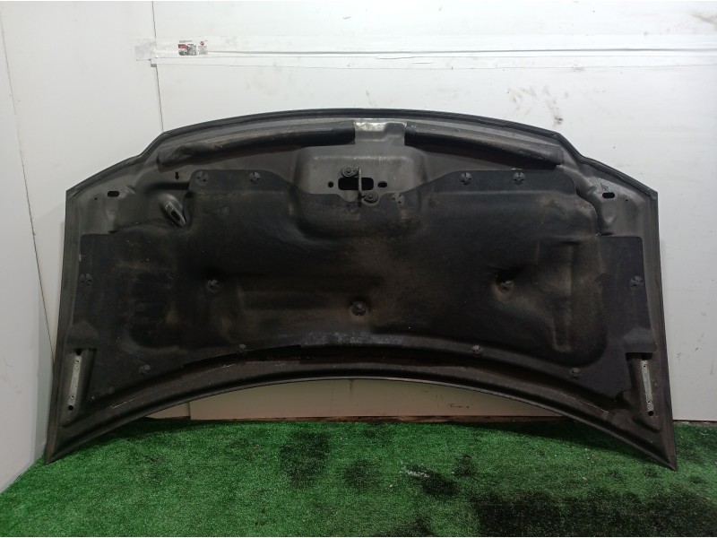 Recambio de capot para chrysler grand voyager limited referencia OEM IAM   