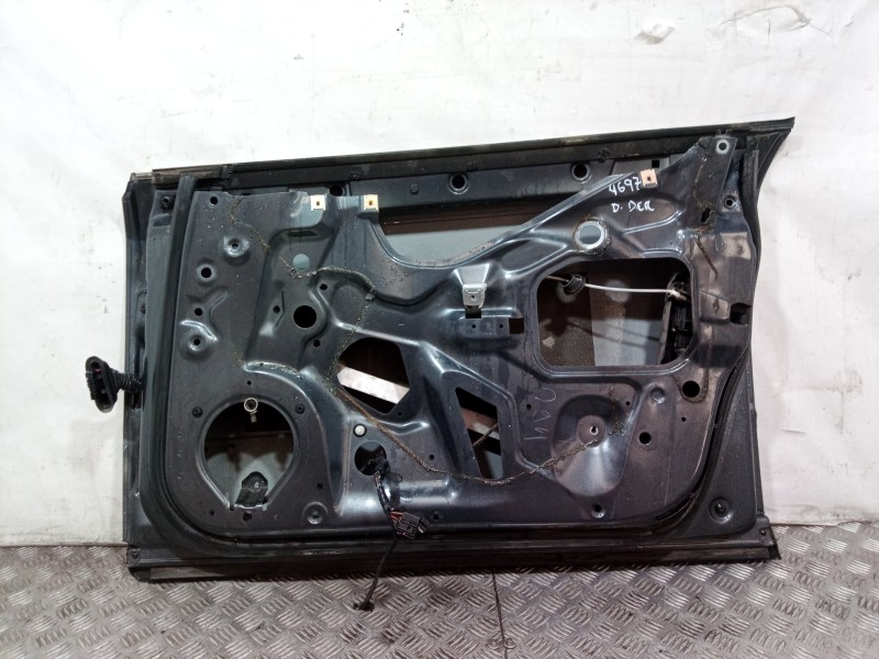 Recambio de puerta delantera derecha para audi a4 berlina (8e) 2.5 tdi quattro sport edition (132kw) referencia OEM IAM   