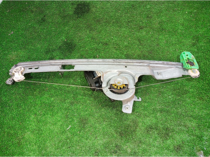 Recambio de elevalunas delantero derecho para renault scenic ii confort dynamique referencia OEM IAM 402047A 402047A 402047A