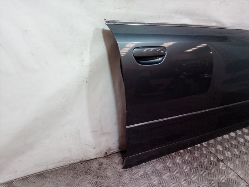 Recambio de puerta delantera derecha para audi a4 berlina (8e) 2.5 tdi quattro sport edition (132kw) referencia OEM IAM   