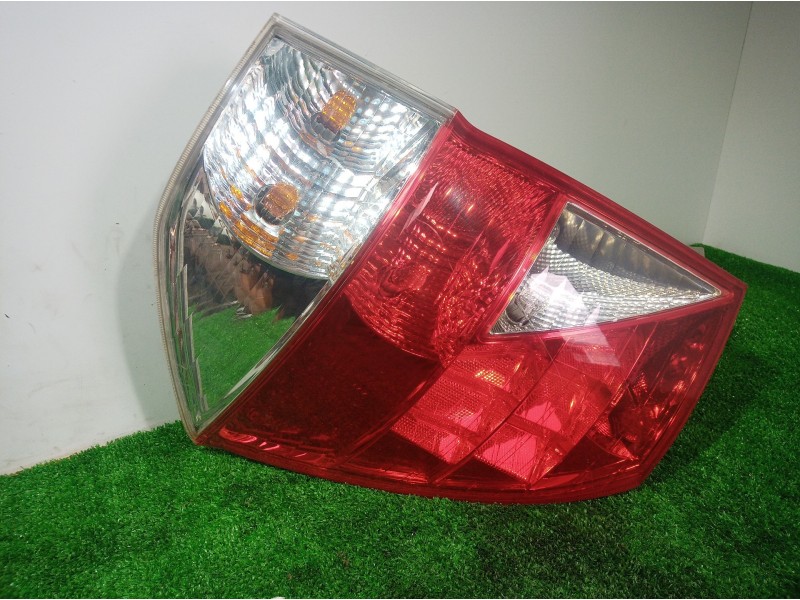 Recambio de piloto trasero izquierdo para honda fr-v (be) 1.7 referencia OEM IAM   