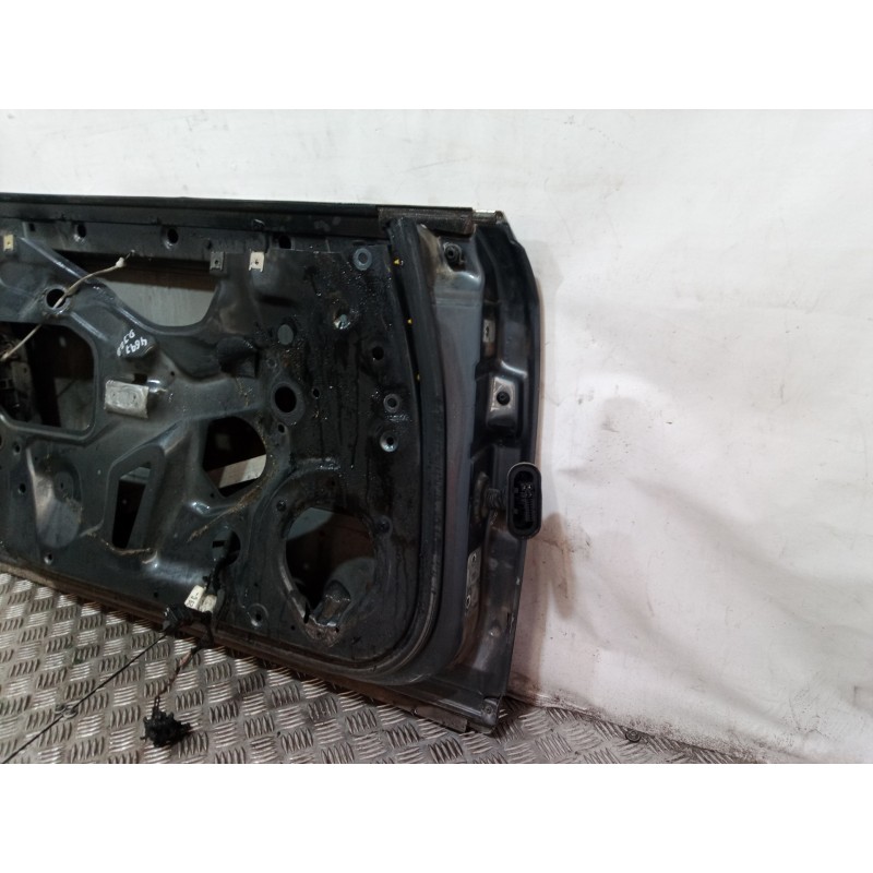 Recambio de puerta delantera izquierda para audi a4 berlina (8e) 2.5 tdi quattro sport edition (132kw) referencia OEM IAM   