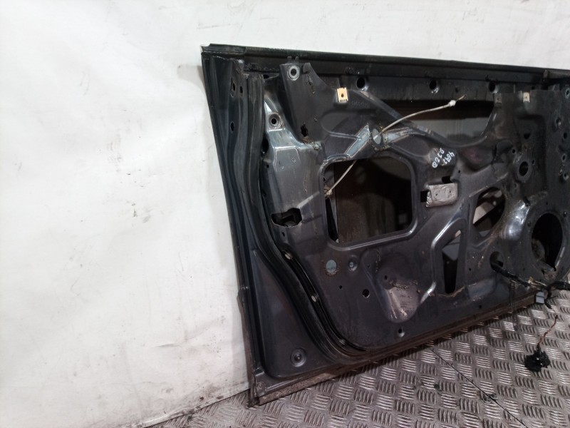 Recambio de puerta delantera izquierda para audi a4 berlina (8e) 2.5 tdi quattro sport edition (132kw) referencia OEM IAM   