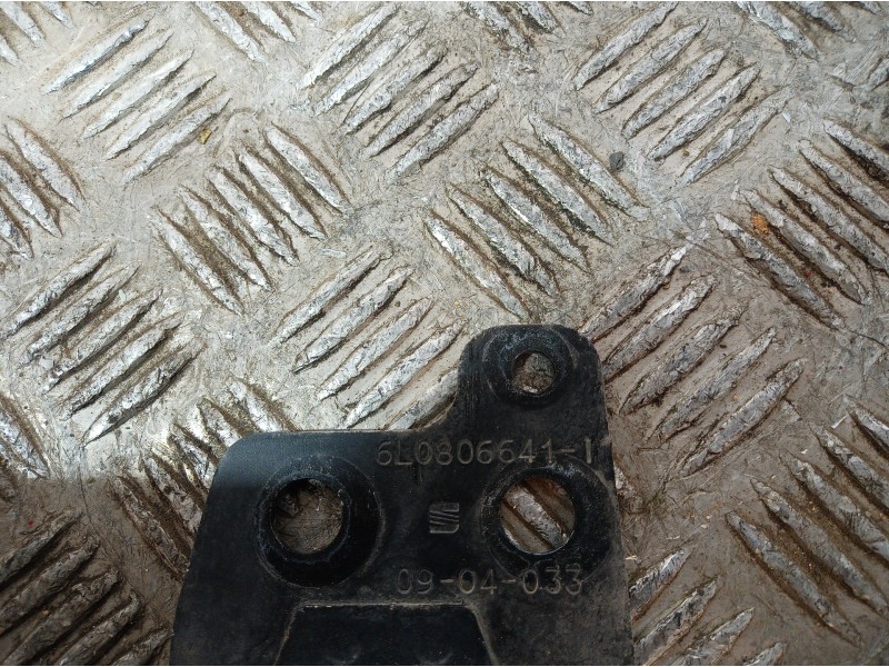 Recambio de refuerzo paragolpes delantero para seat ibiza (6l1) cool referencia OEM IAM 6L0806641 6L0806641 6L0806641