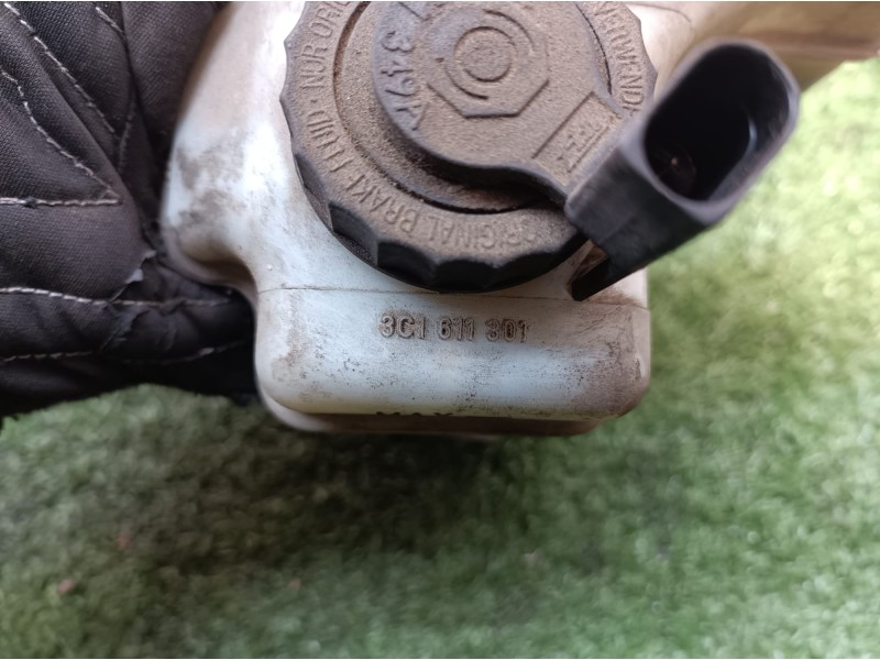 Recambio de bomba freno para volkswagen tiguan (5n1) 2.0 tdi referencia OEM IAM 3C1611301 3C1611301 0335088677