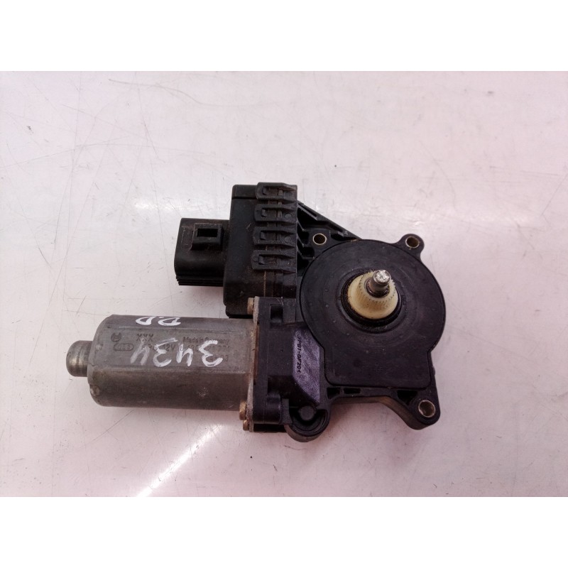 Recambio de motor elevalunas delantero derecho para ford mondeo berlina (ge) ghia referencia OEM IAM 0130821771 0130821771 01308