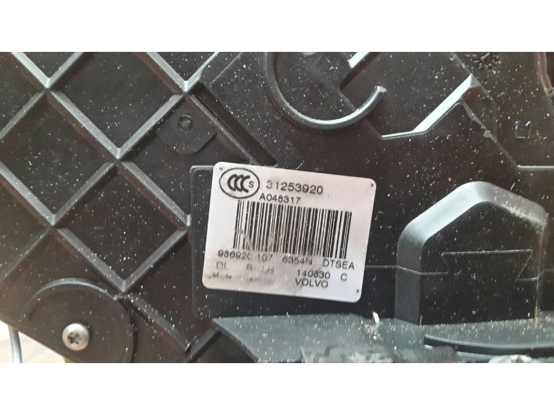 Recambio de cerradura puerta trasera izquierda para volvo xc60 r-design awd referencia OEM IAM A048317 A048317 31253916