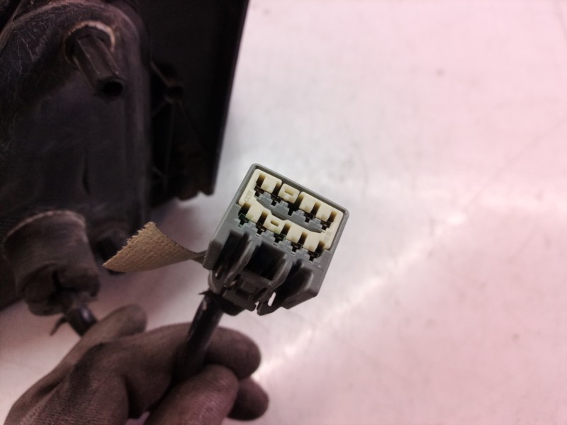 Recambio de retrovisor derecho para ford mondeo berlina (ge) ghia referencia OEM IAM 1S7117682MF  