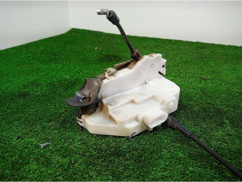 Recambio de cerradura puerta delantera izquierda para renault scenic ii confort dynamique referencia OEM IAM   