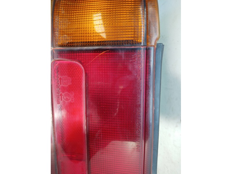 Recambio de piloto trasero izquierdo para mitsubishi colt (cj0) 1300 glx referencia OEM IAM 0438557L 0438557L 0438557L