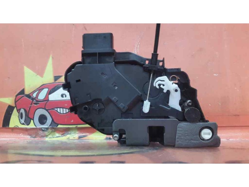 Recambio de cerradura puerta trasera derecha para volvo xc60 r-design awd referencia OEM IAM 31253917 31253921 31253917