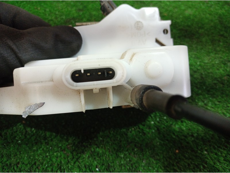 Recambio de cerradura puerta delantera izquierda para renault scenic ii confort dynamique referencia OEM IAM   