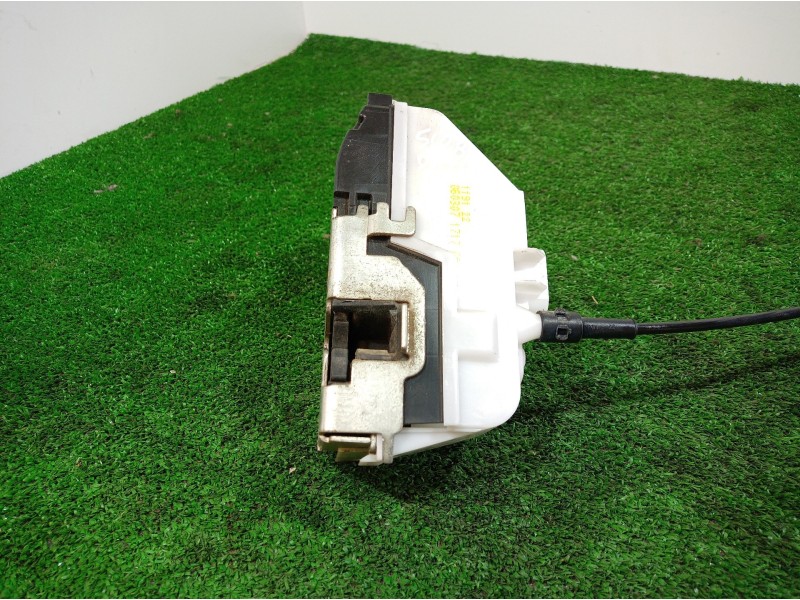 Recambio de cerradura puerta delantera izquierda para renault scenic ii confort dynamique referencia OEM IAM   