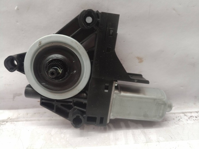 Recambio de motor elevalunas delantero derecho para volvo xc60 r-design awd referencia OEM IAM 3055346 3055346 966269103